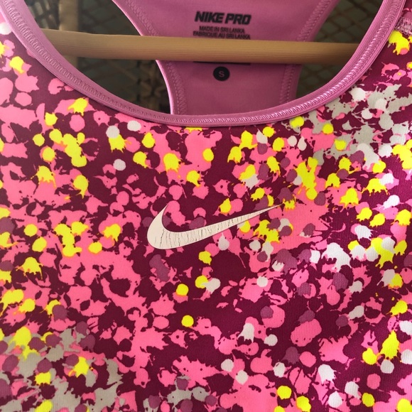 Nike pro sports bra - Picture 3 of 3